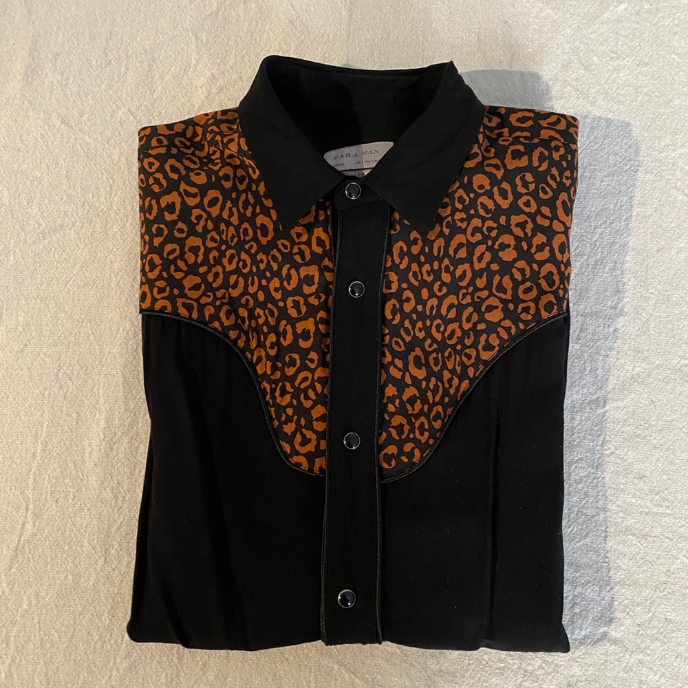 Zara men dress shirt with animal print accents.